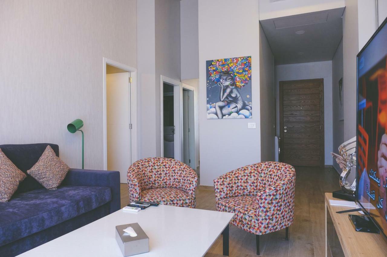 The Stay Furnished Apartments ดบาเยห์ ภายนอก รูปภาพ